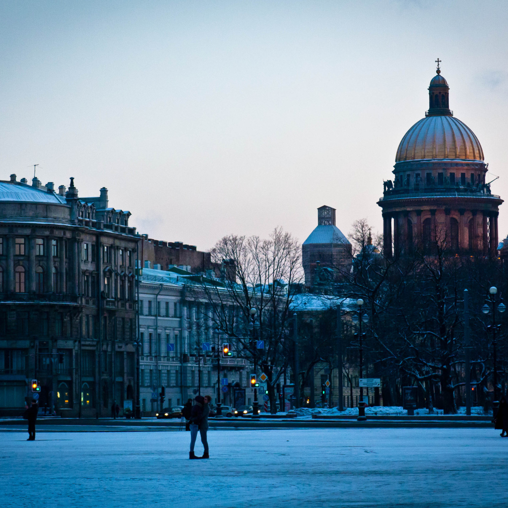 Snow in St. Petersburg, St. Isaac's Cathedral