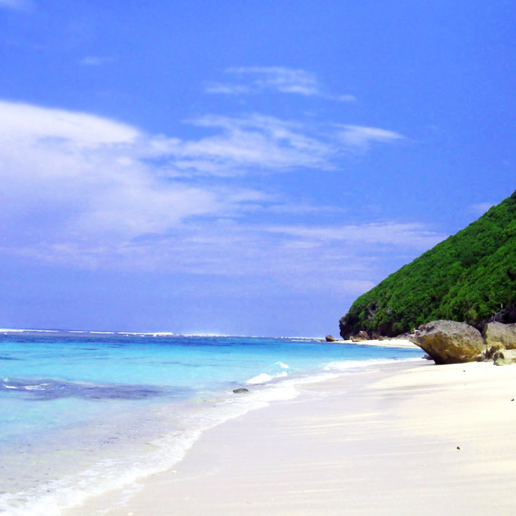 Дикий пляж на Бали