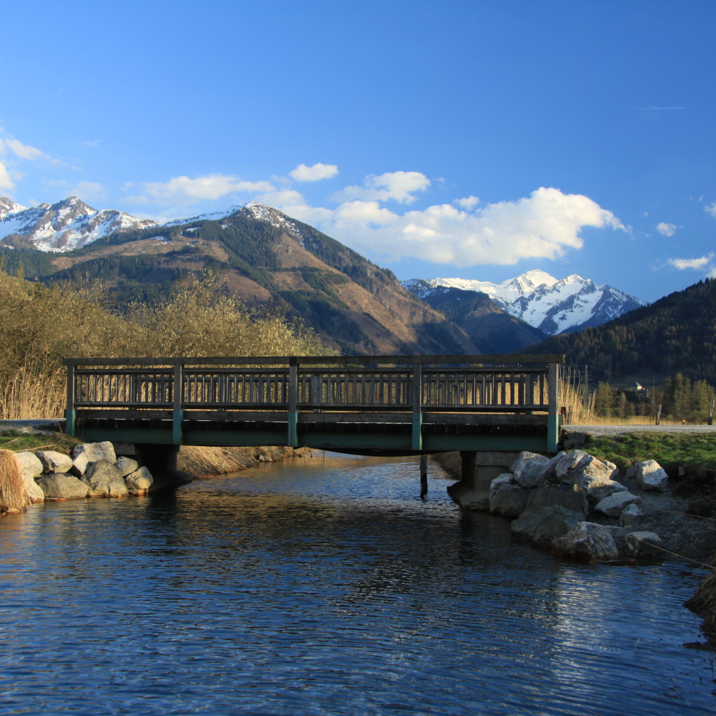 Мост на курорте Цель-ам-Зее, Австрия