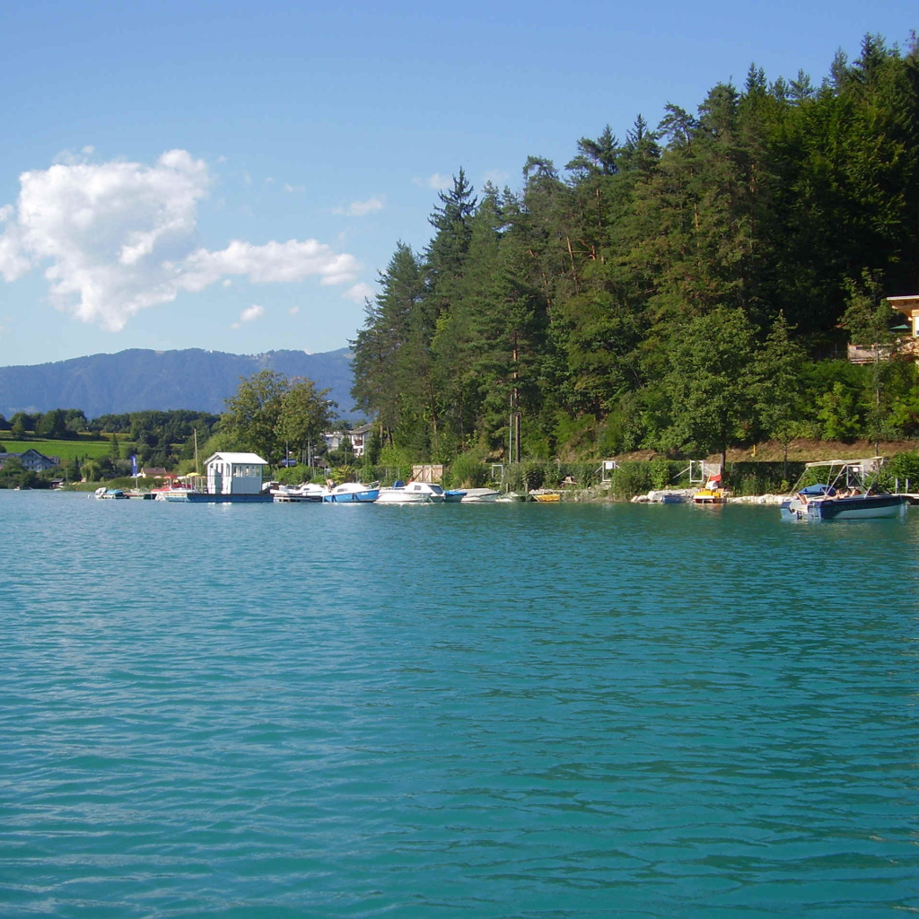 Побережье на курорте Фаакер-Зее, Австрия