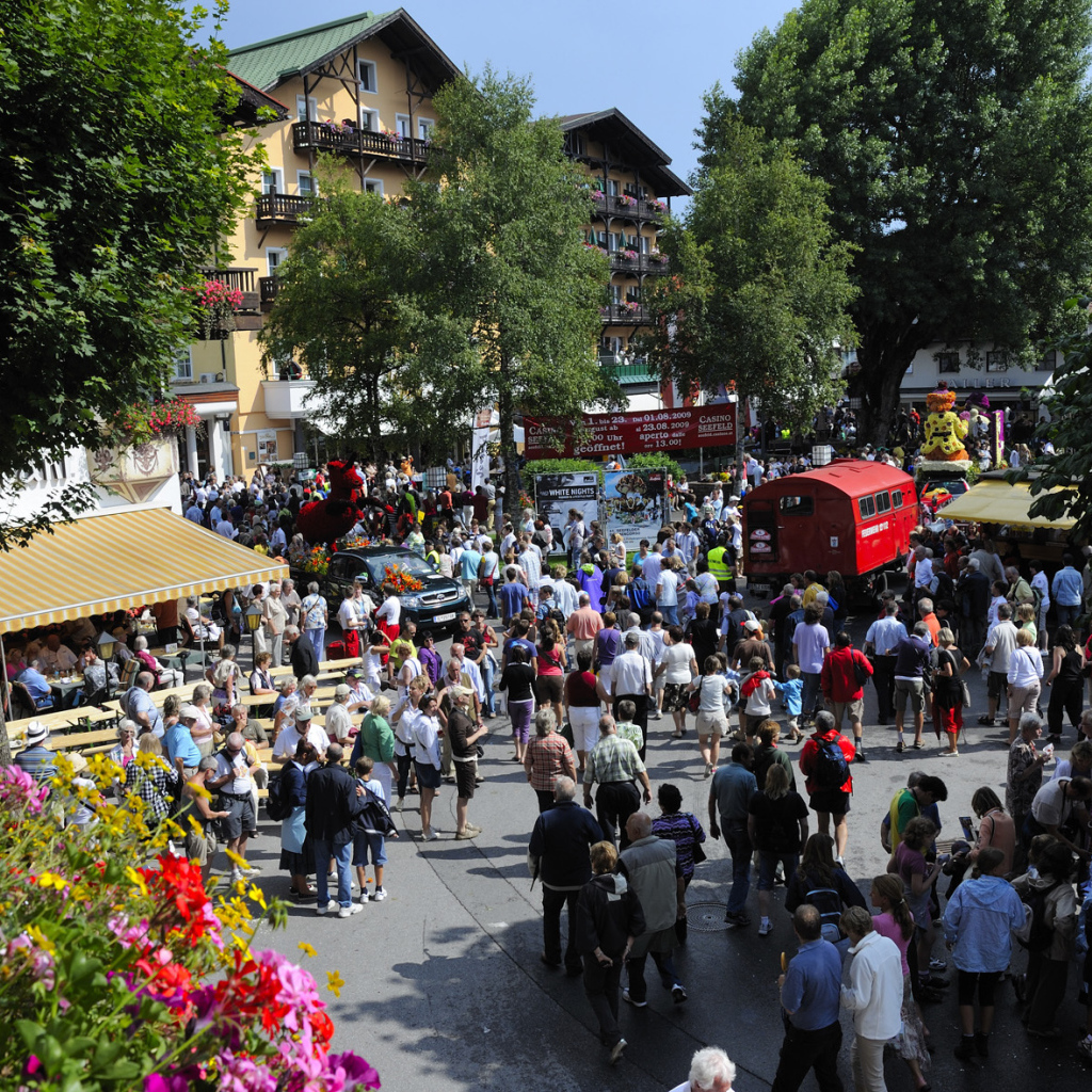 Ярмарочная площадь на курорте Зеефельд, Австрия