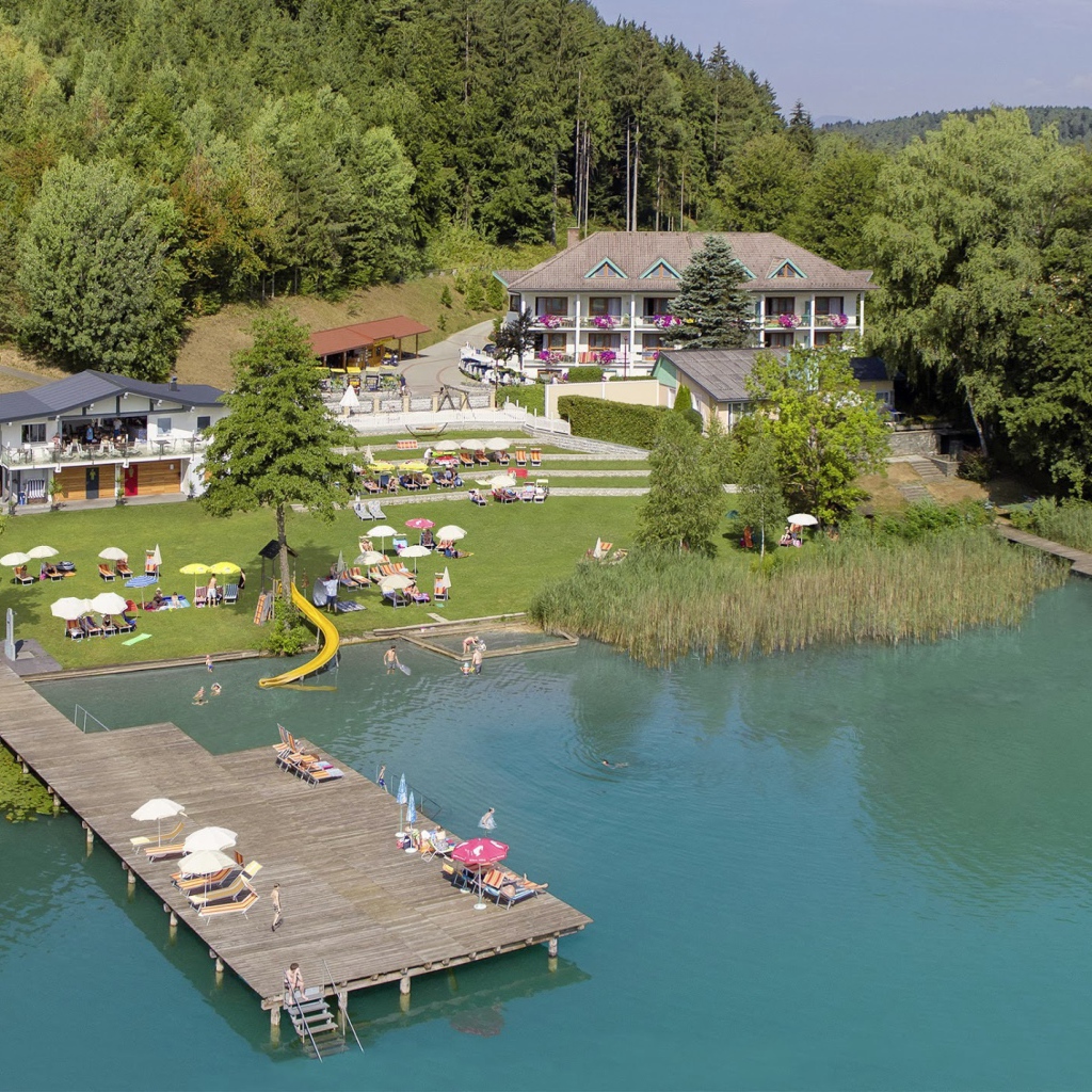 Гостиница на берегу озера Клопайнер Зее, Австрия