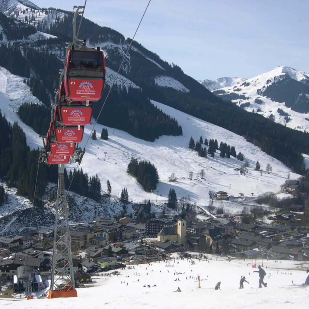 Подъемник на горнолыжном курорте Заальбах Хинтерглем, Австрия