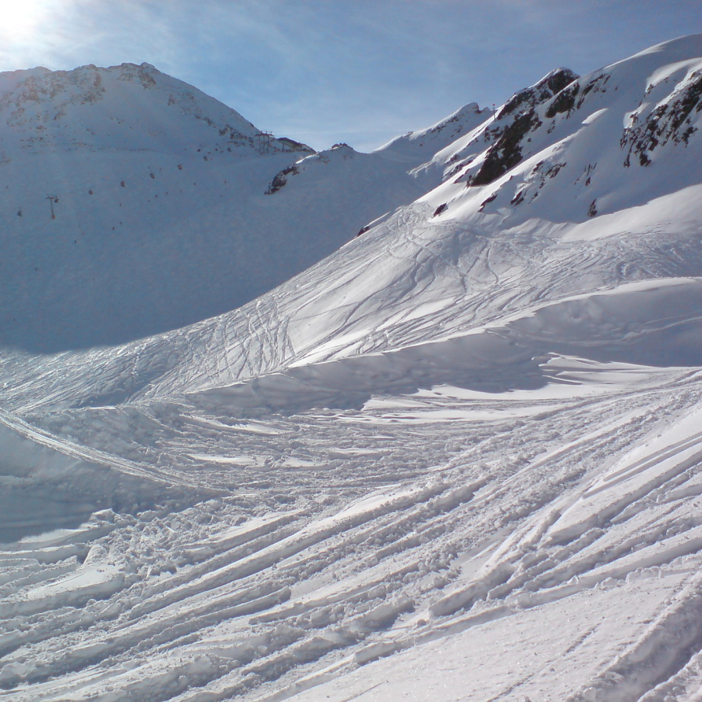 Горный склон на горнолыжном курорте Зёльден, Австрия