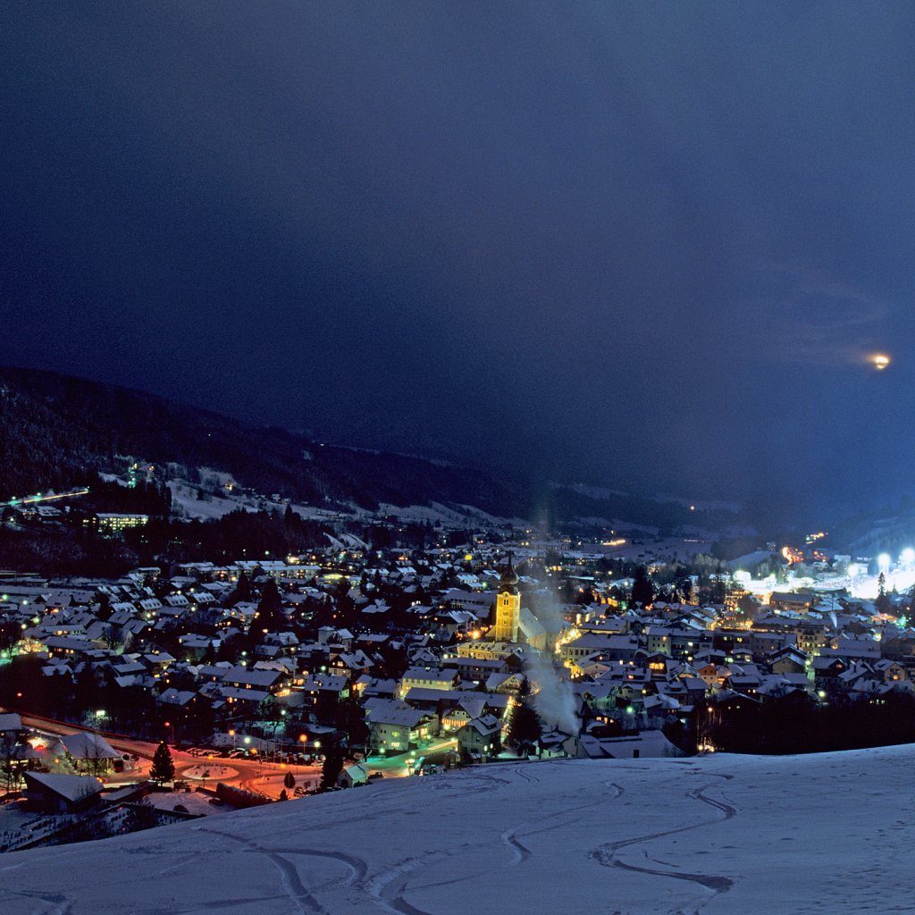 Ночь на горнолыжном курорте Шладминг, Австрия