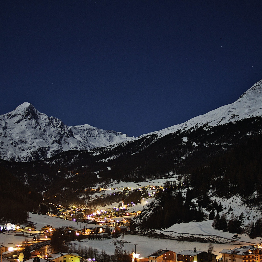 Ночь на горнолыжном курорте Зёльден, Австрия