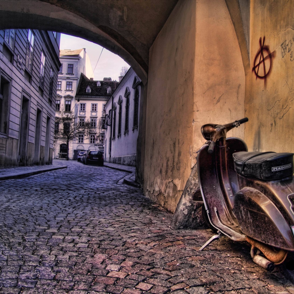 Старинная улочка в городе Вена, Австрия