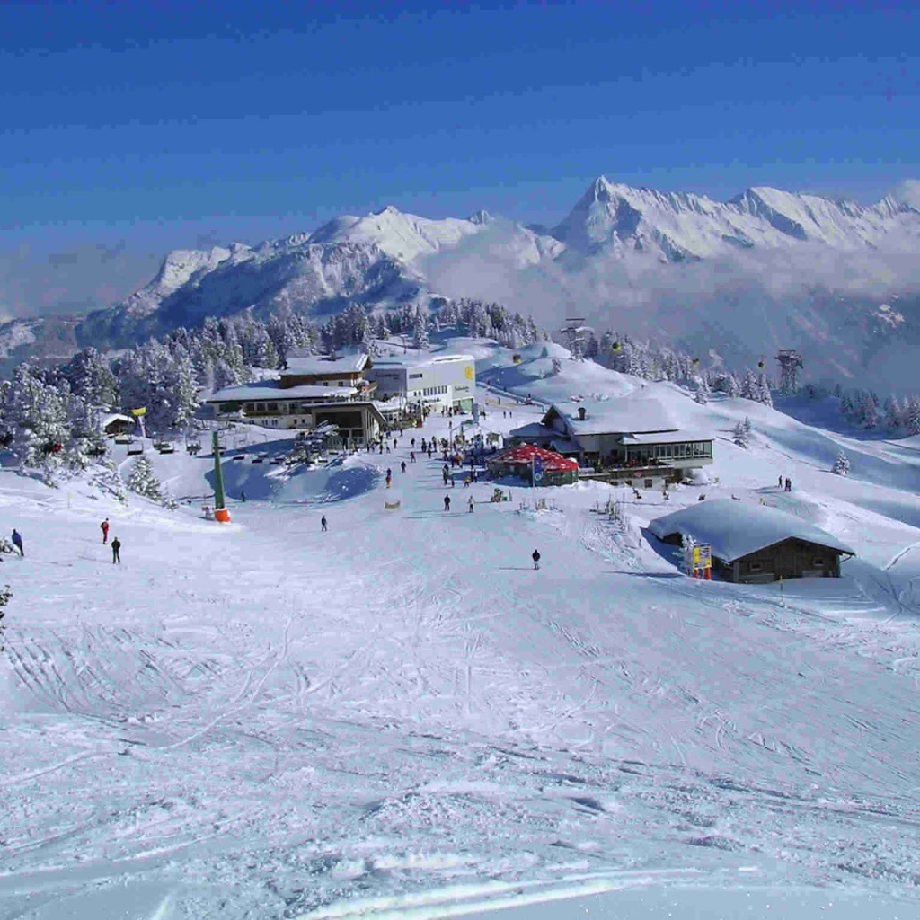 Лыжная трасса на горнолыжном курорте Майрхофен, Австрия