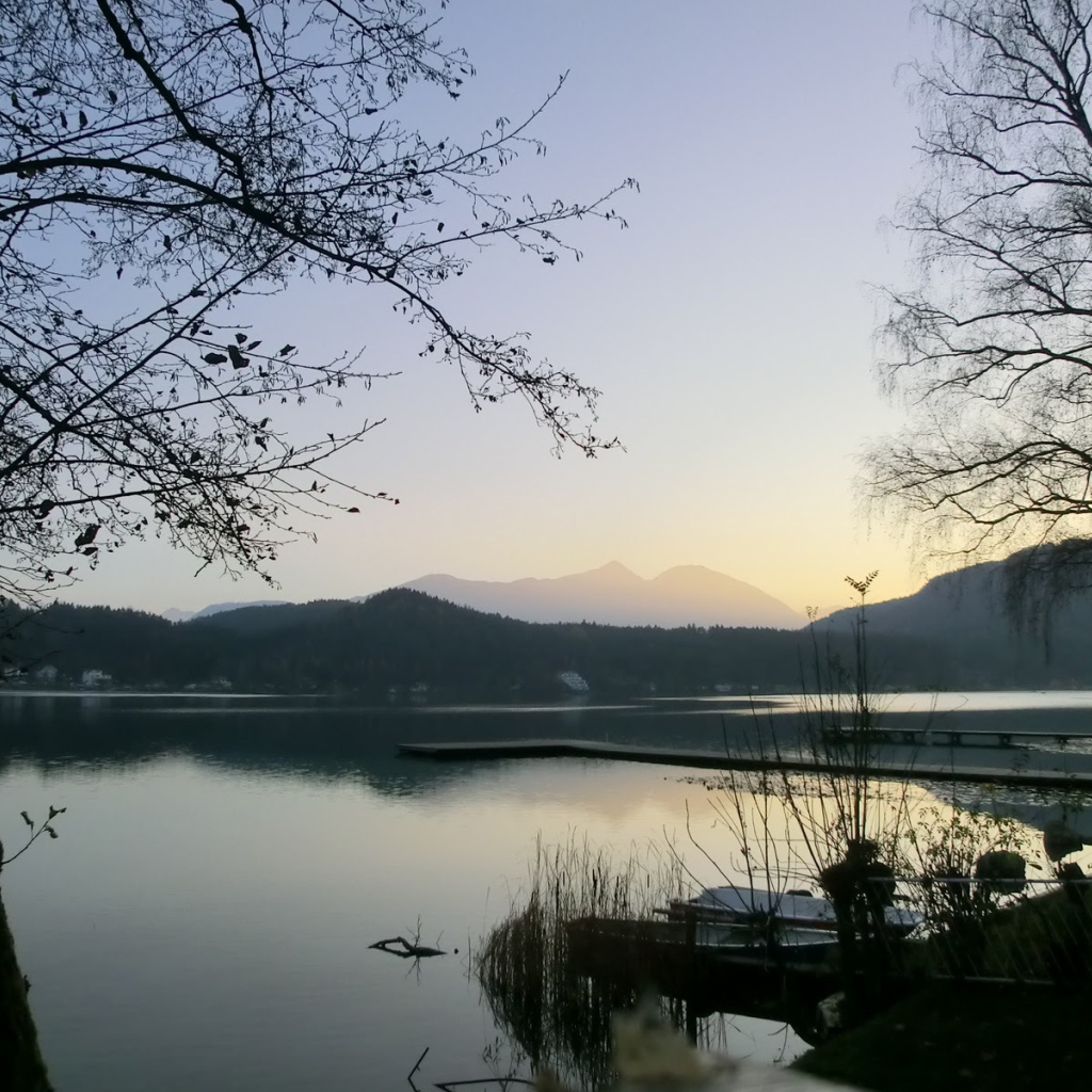 Закат на озере Клопайнер Зее, Австрия