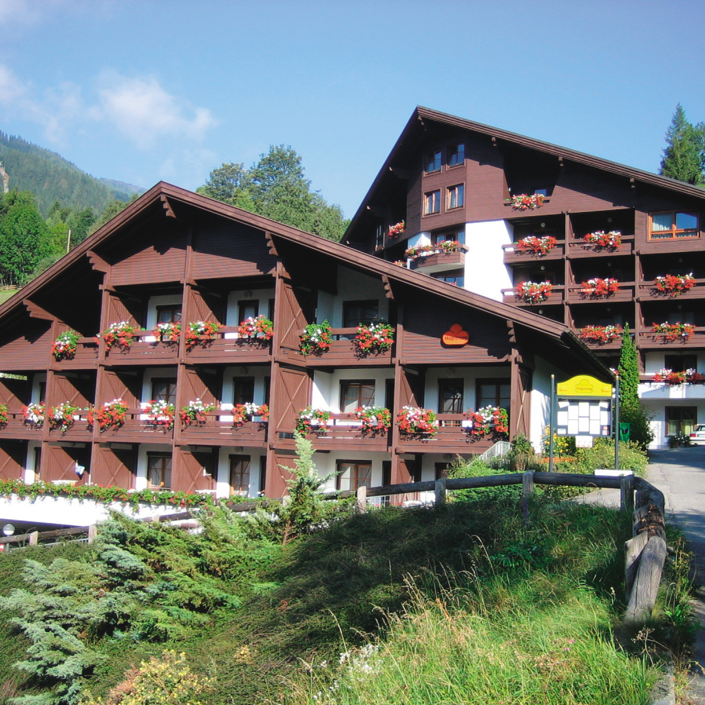 Городские дома на горнолыжном курорте Бад Кляйнкирххайм, Австрия