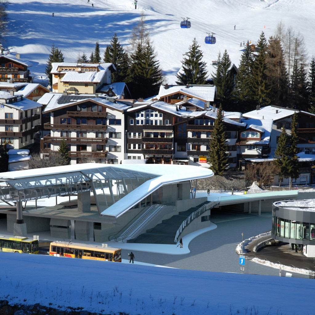 Городские здания на горнолыжном курорте Сант Антон, Австрия