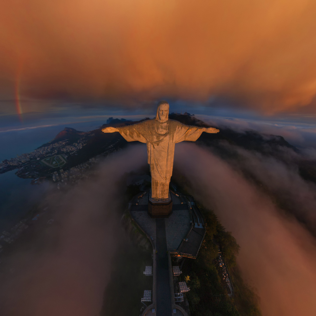 Statue in Rio de Janeiro