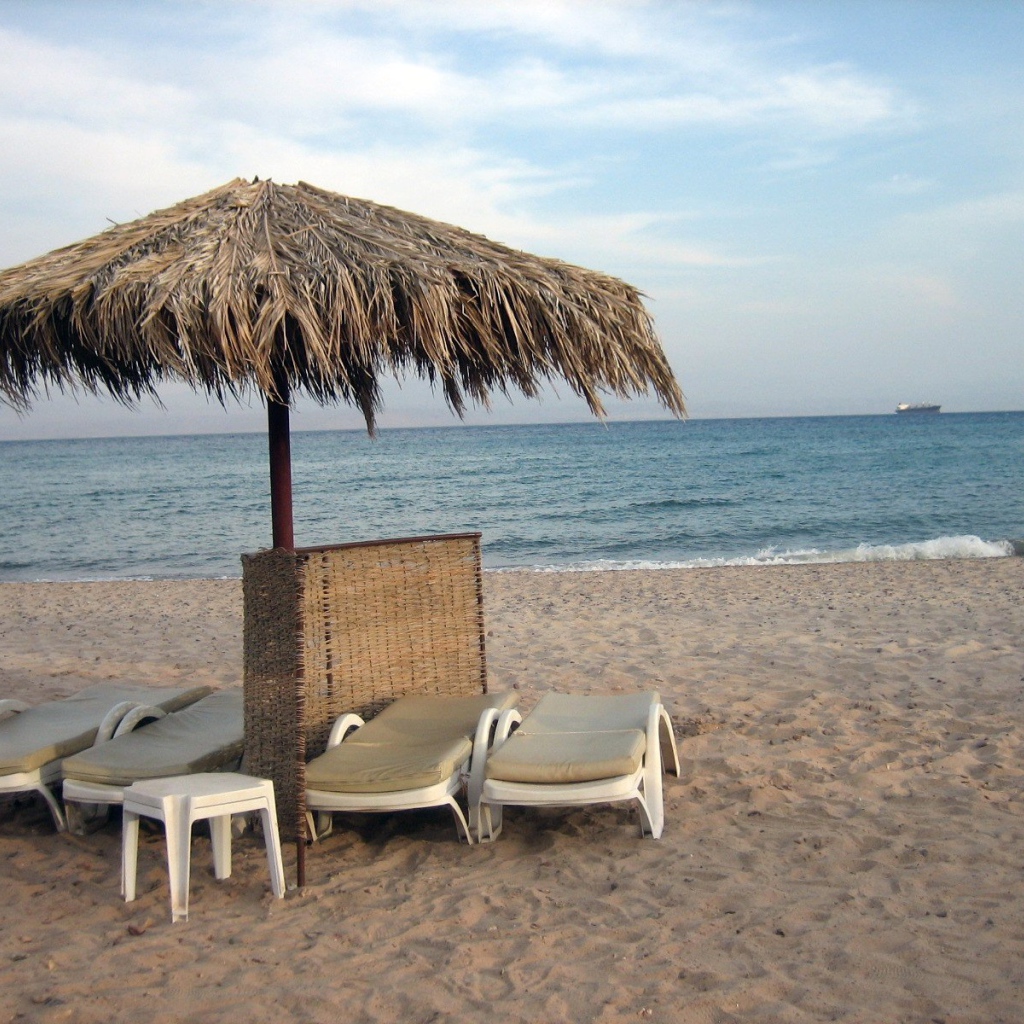 Пляж на курорте Таба, Египет