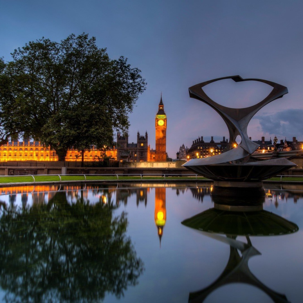 Искусственный пруд в Лондоне