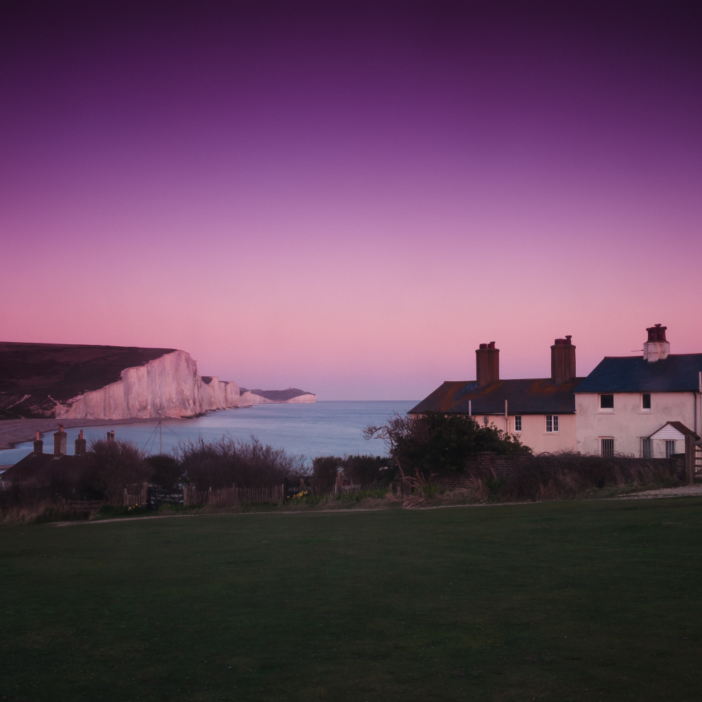 Парк Севен Систерс Кантри в Англии, после заката солнца