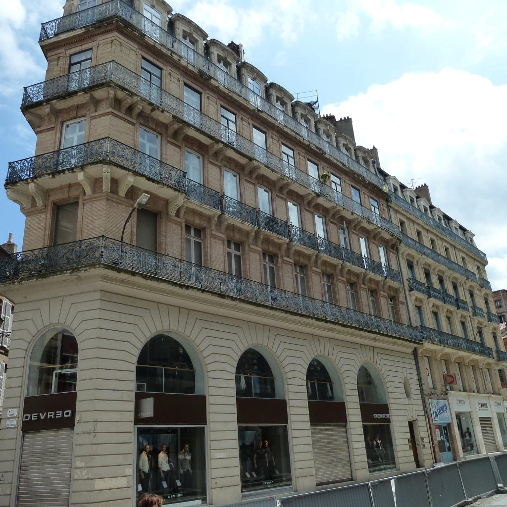 Красивое здание в Эльзасе, Франция