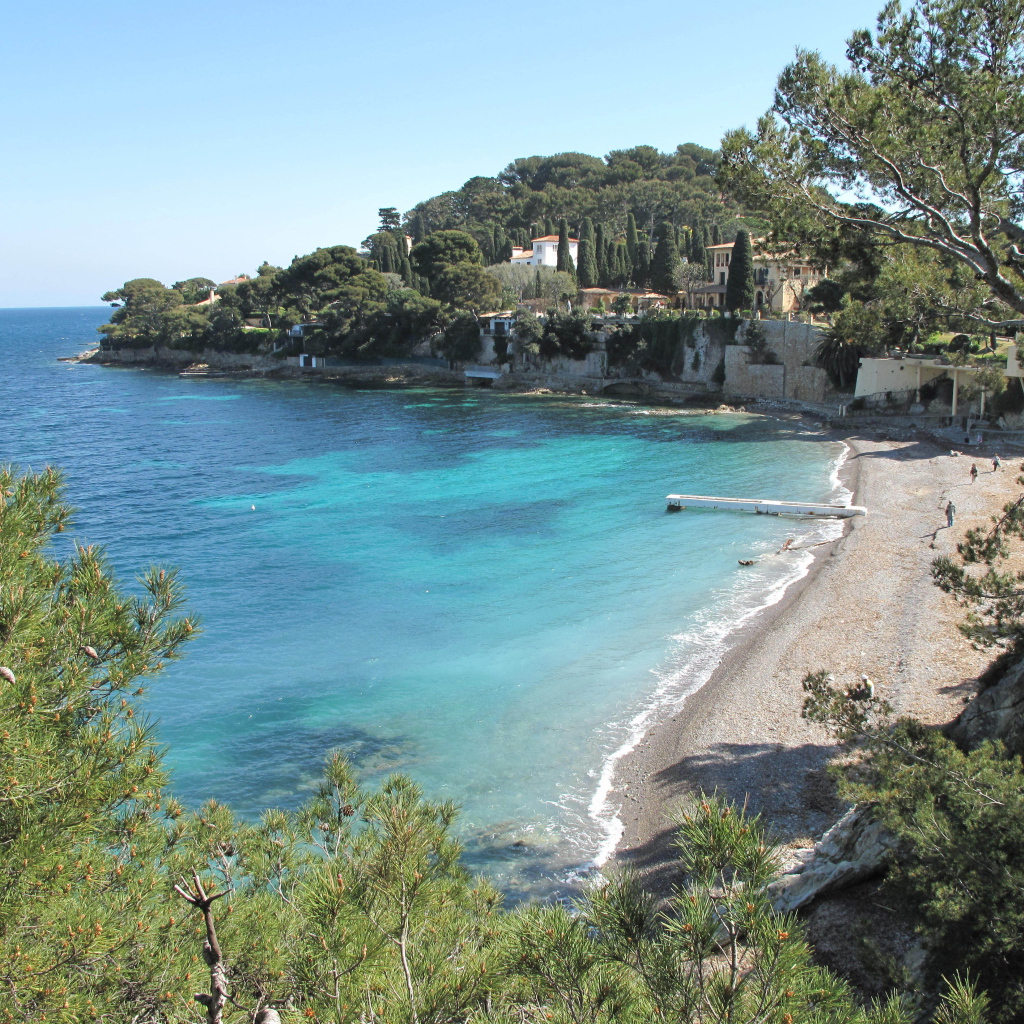 Голубая лагуна на курорте Сен-Жан-Кап-Ферра, Франция