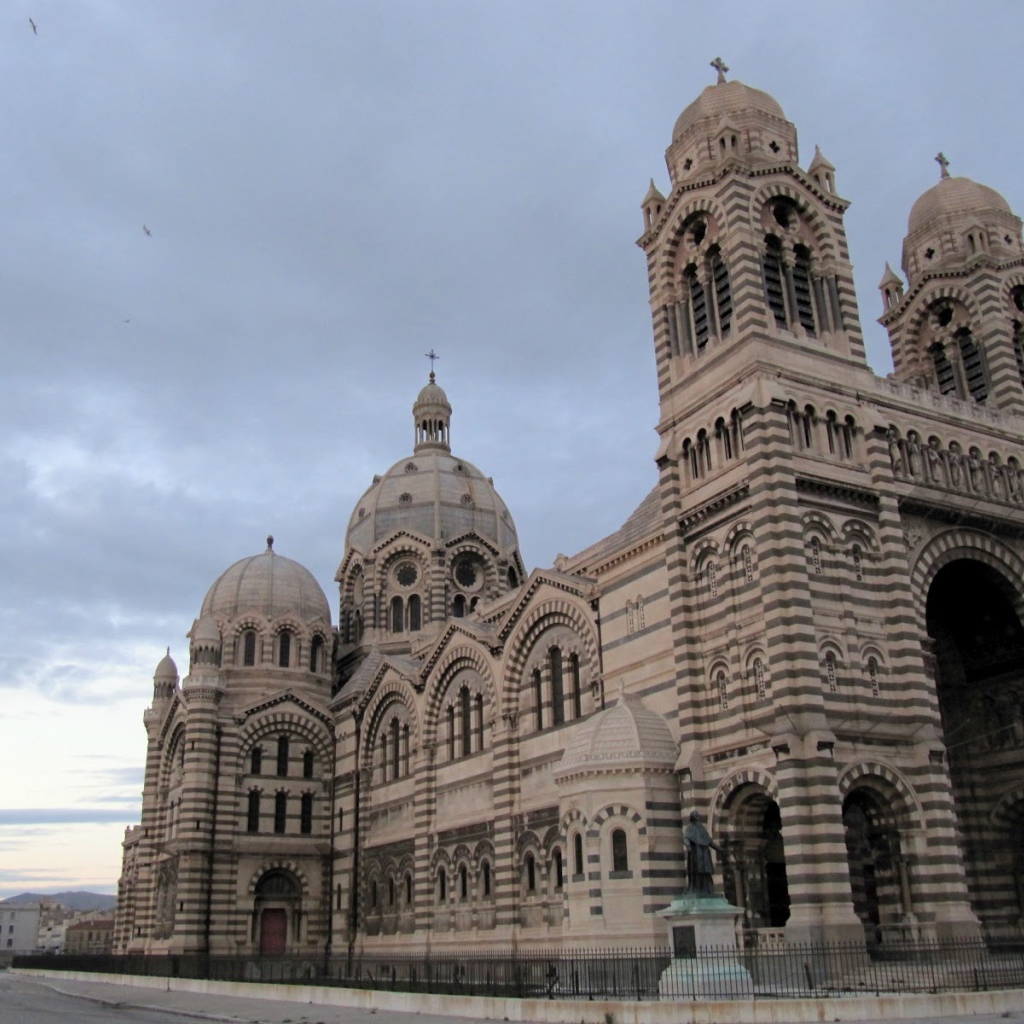 Собор в городе Марсель, Франция