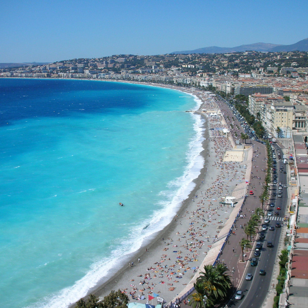 Лазурный берег в городе Ницца, Франция