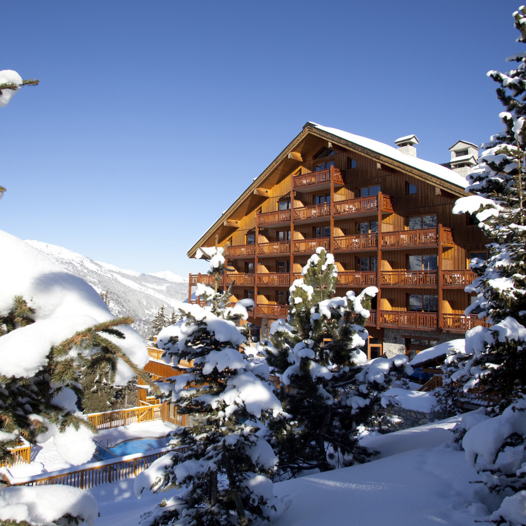 Гостиница на горнолыжном курорте Мерибель, Франция