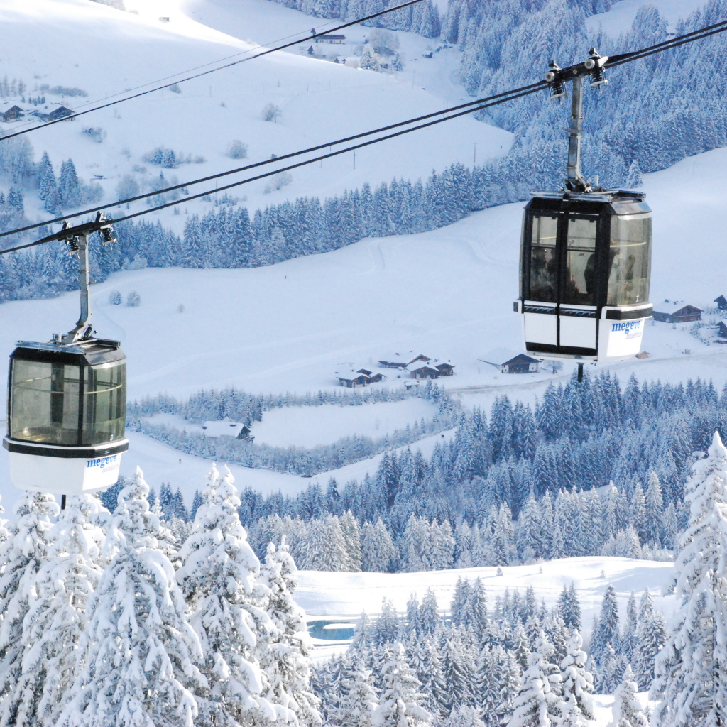 Подъемник на горнолыжном курорте Межев, Франция