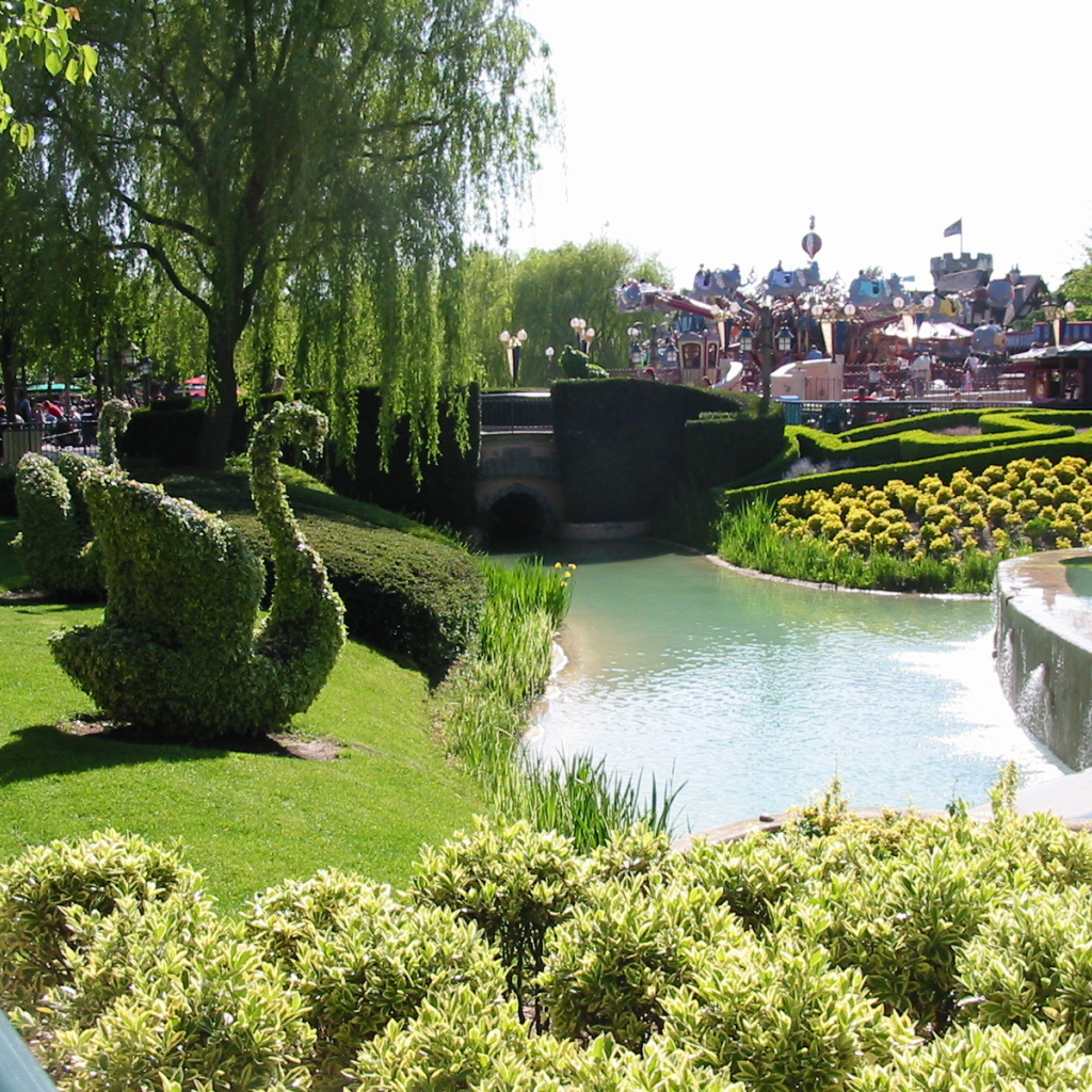 Живые скульптуры в Диснейленде, Франция