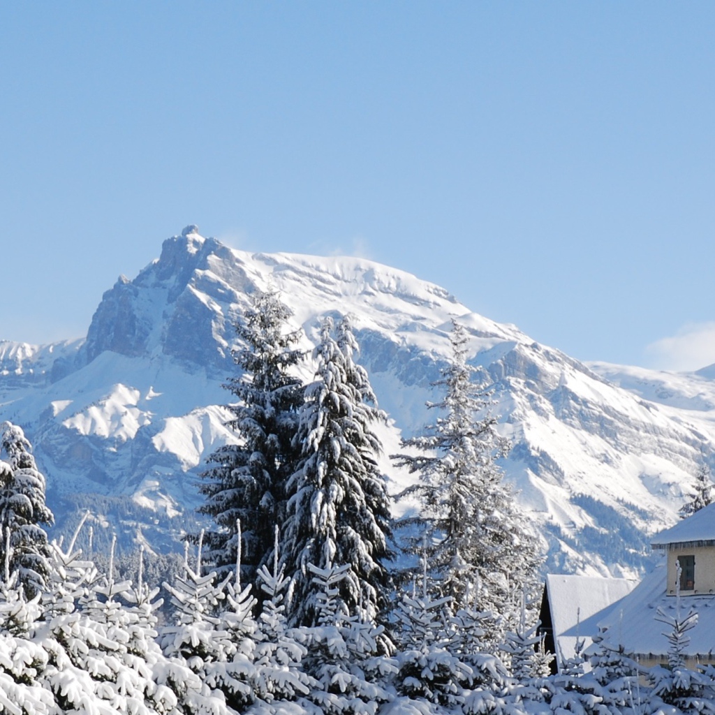 Горы на горнолыжном курорте Межев, Франция