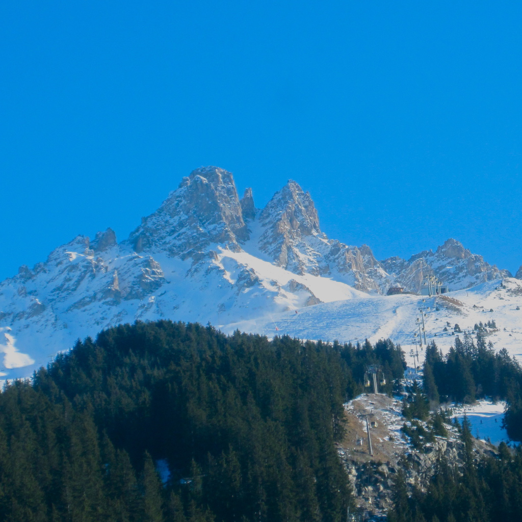 Горы на горнолыжном курорте Мерибель, Франция