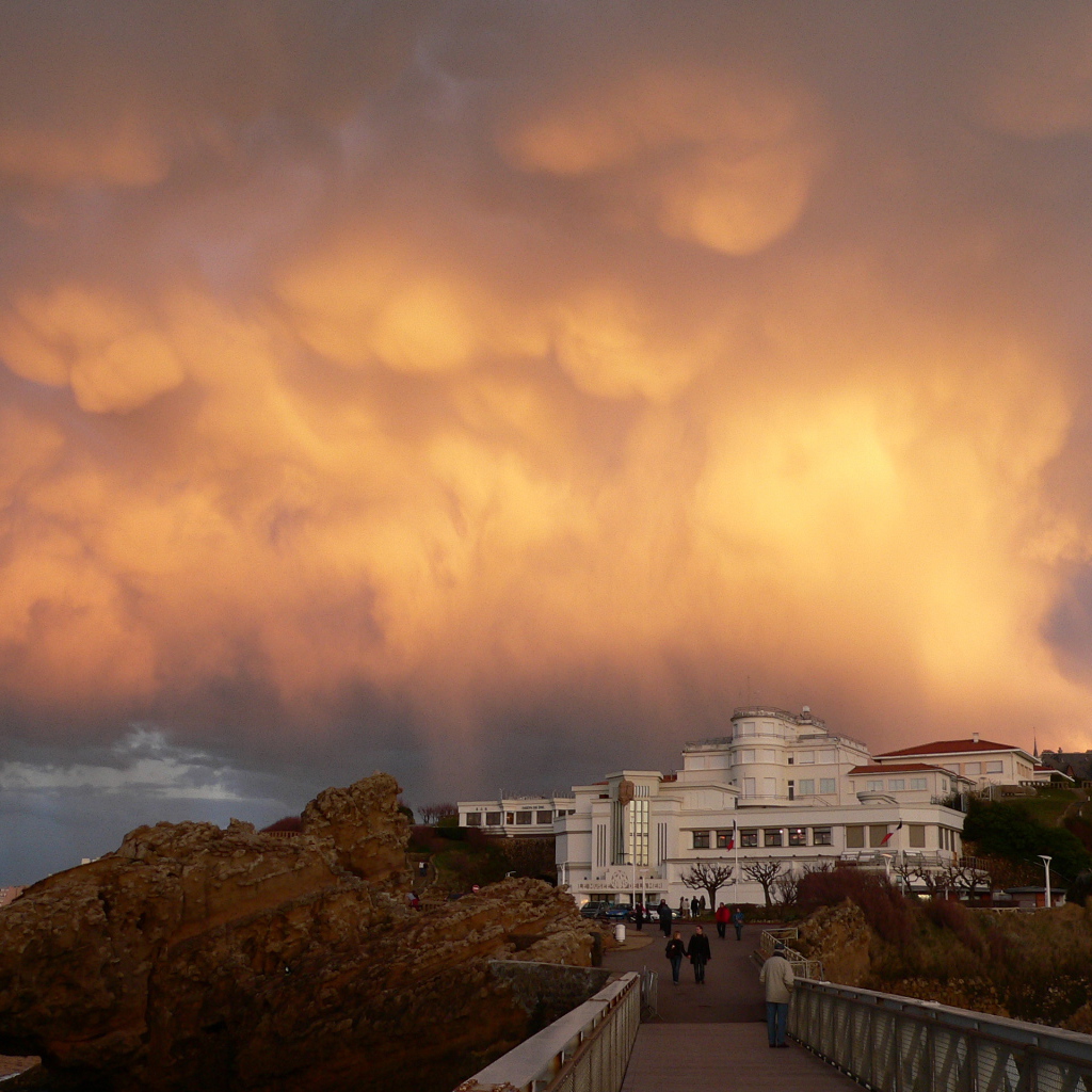 Красивый вид на курорте Биарриц, Франция