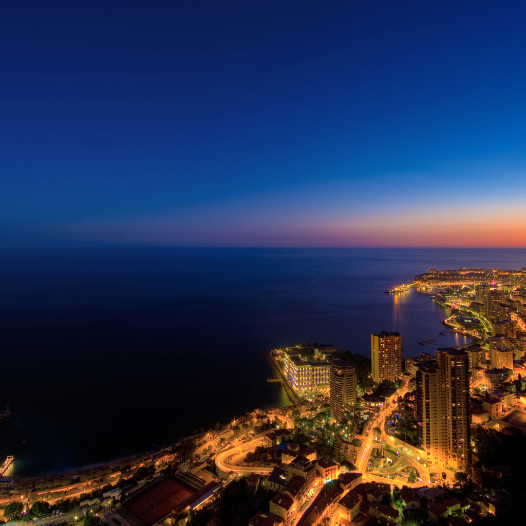 Ночь на Лазурном берегу, Франция