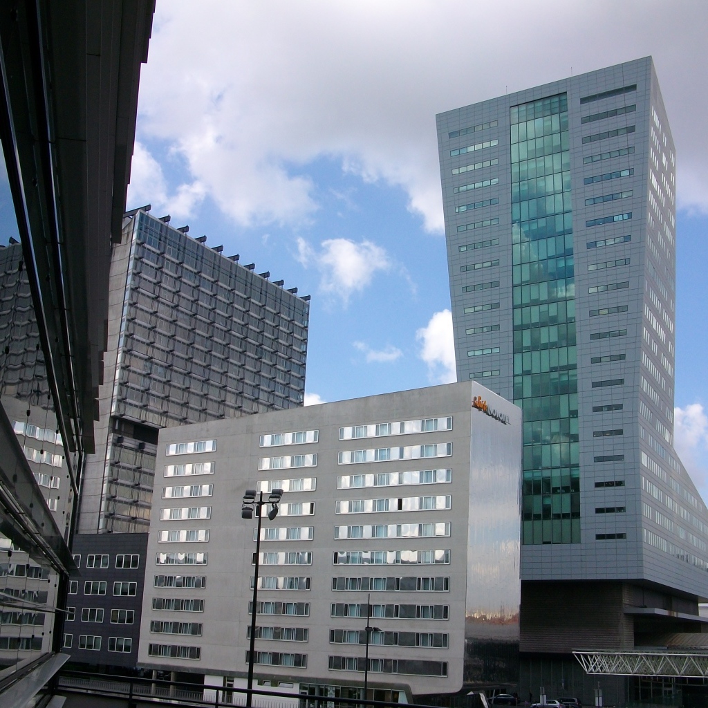 Офисные здания в городе Лилль, Франция