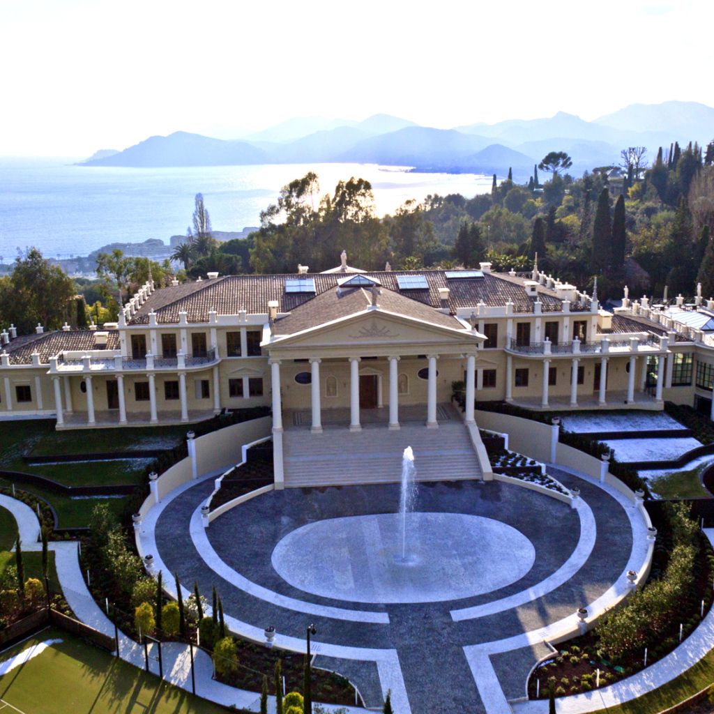 Дворец в Каннах, Франция