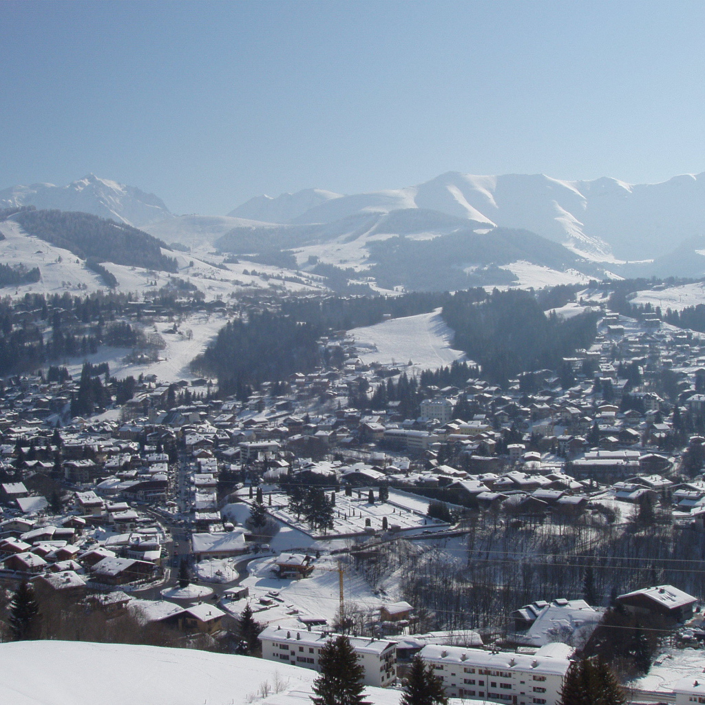 Панорама на горнолыжном курорте Межев, Франция