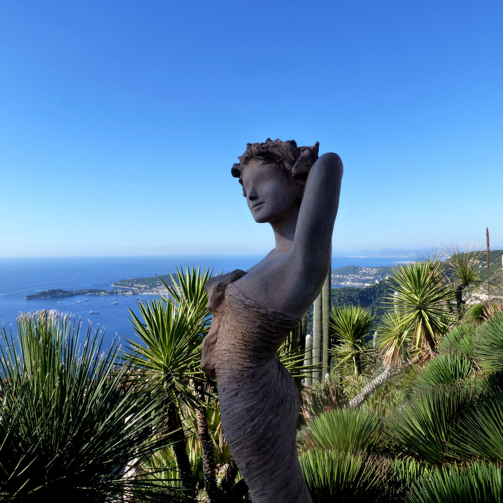 Скульптура на курорте Эз, Франция