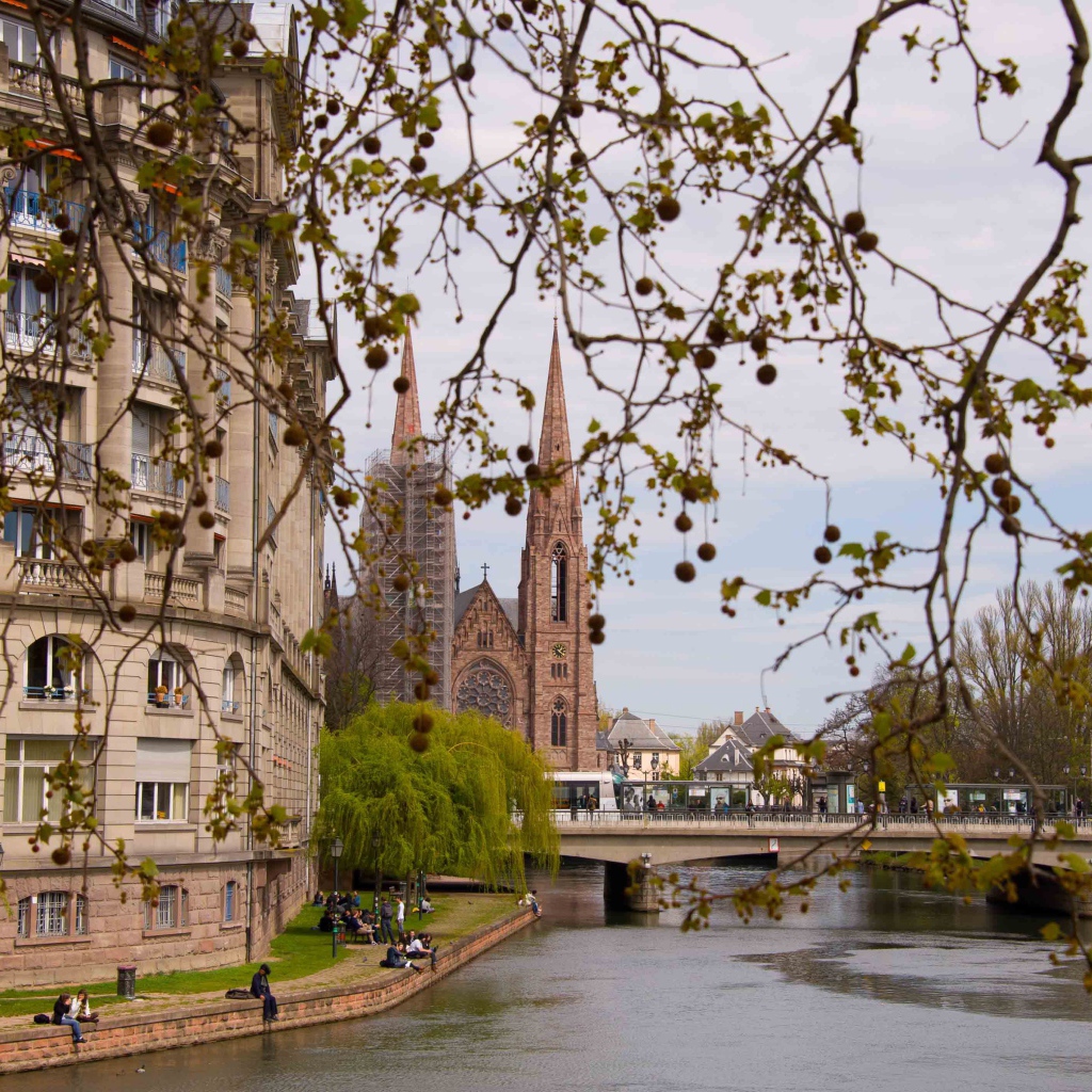 Весна в городе Страсбург, Франция