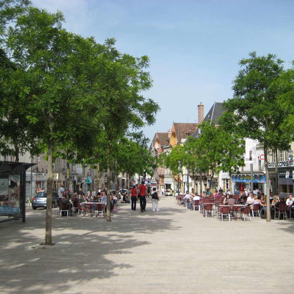 Улица в провинции Шампань, Франция