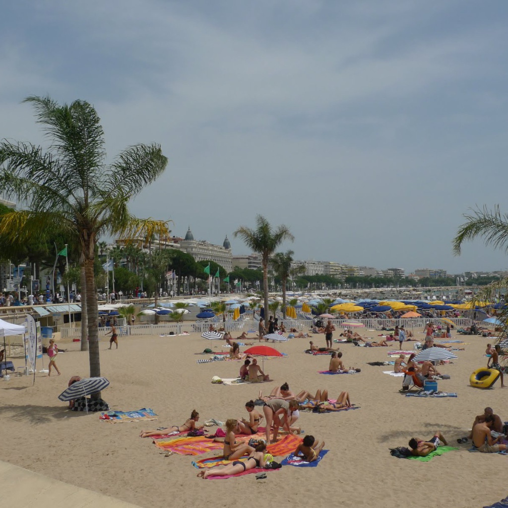 Летний отдых в Каннах, Франция