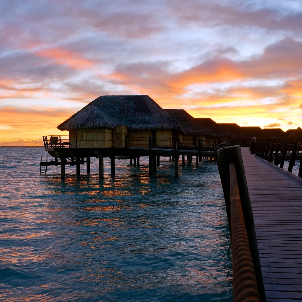 Закат во Французской Полинезии