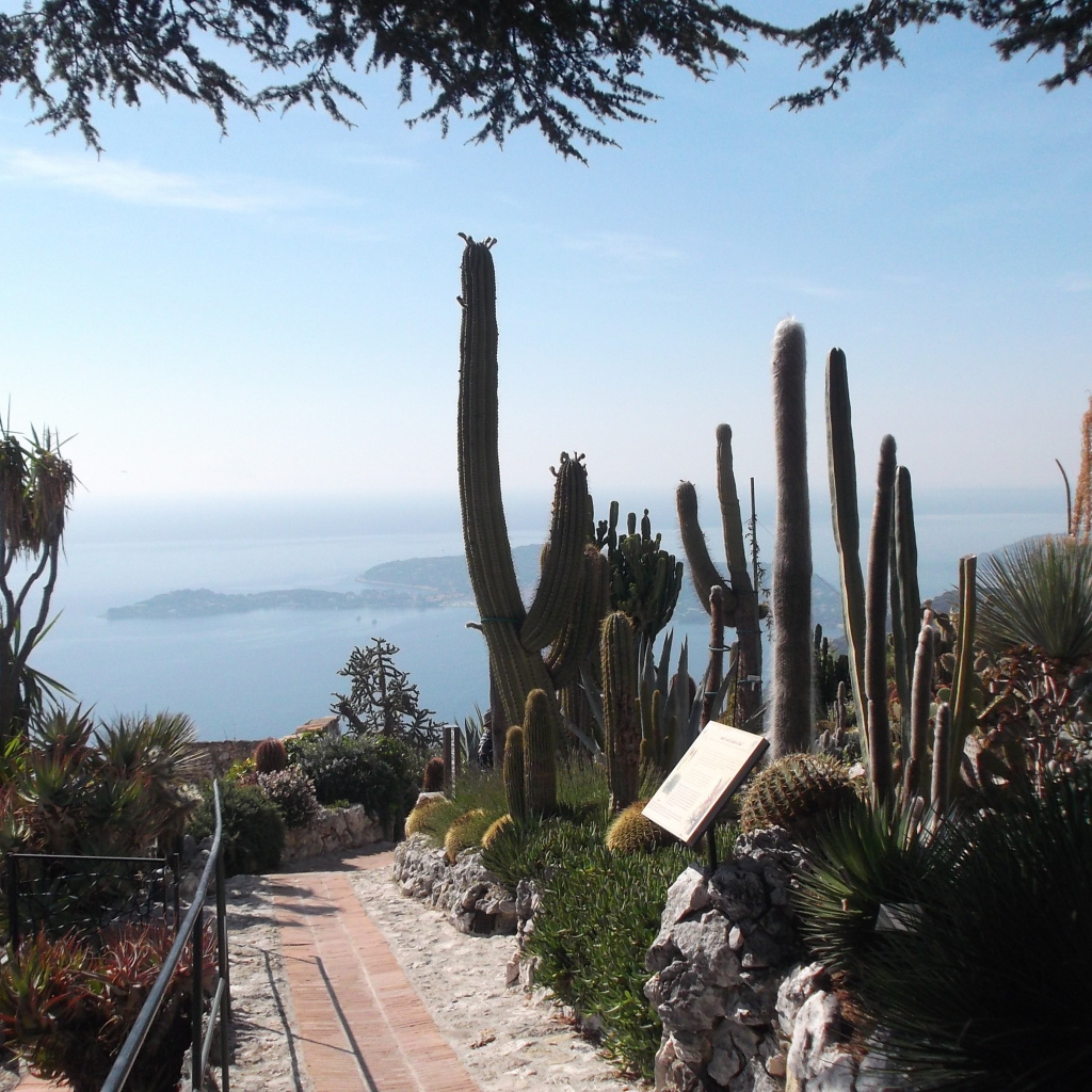 Дорожка на курорте Эз, Франция