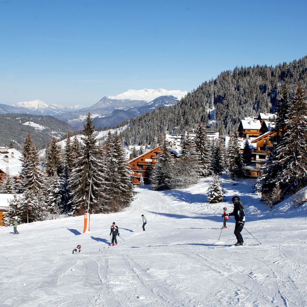 Зимний отдых на горнолыжном курорте Мерибель, Франция