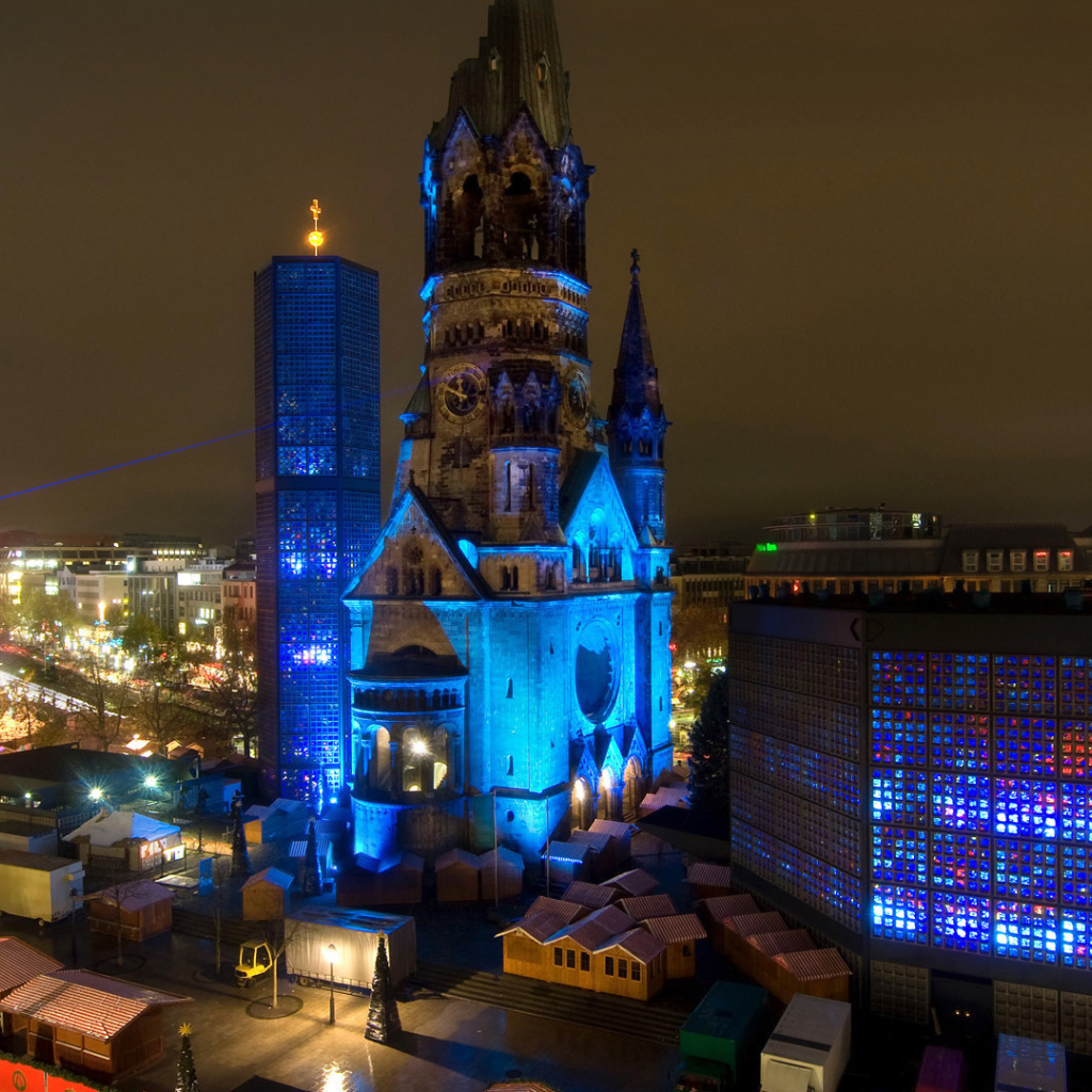 Ночной собор в Берлине