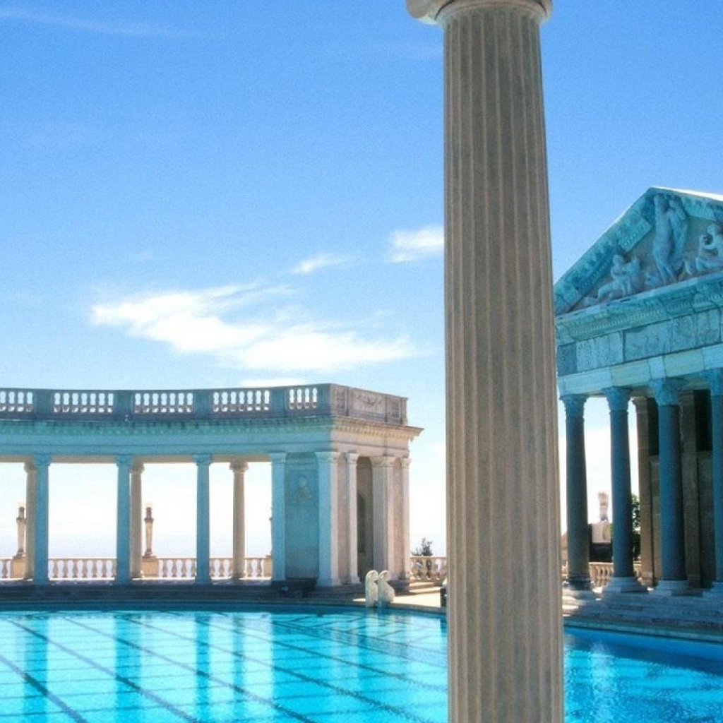 Бассейн в Афинах