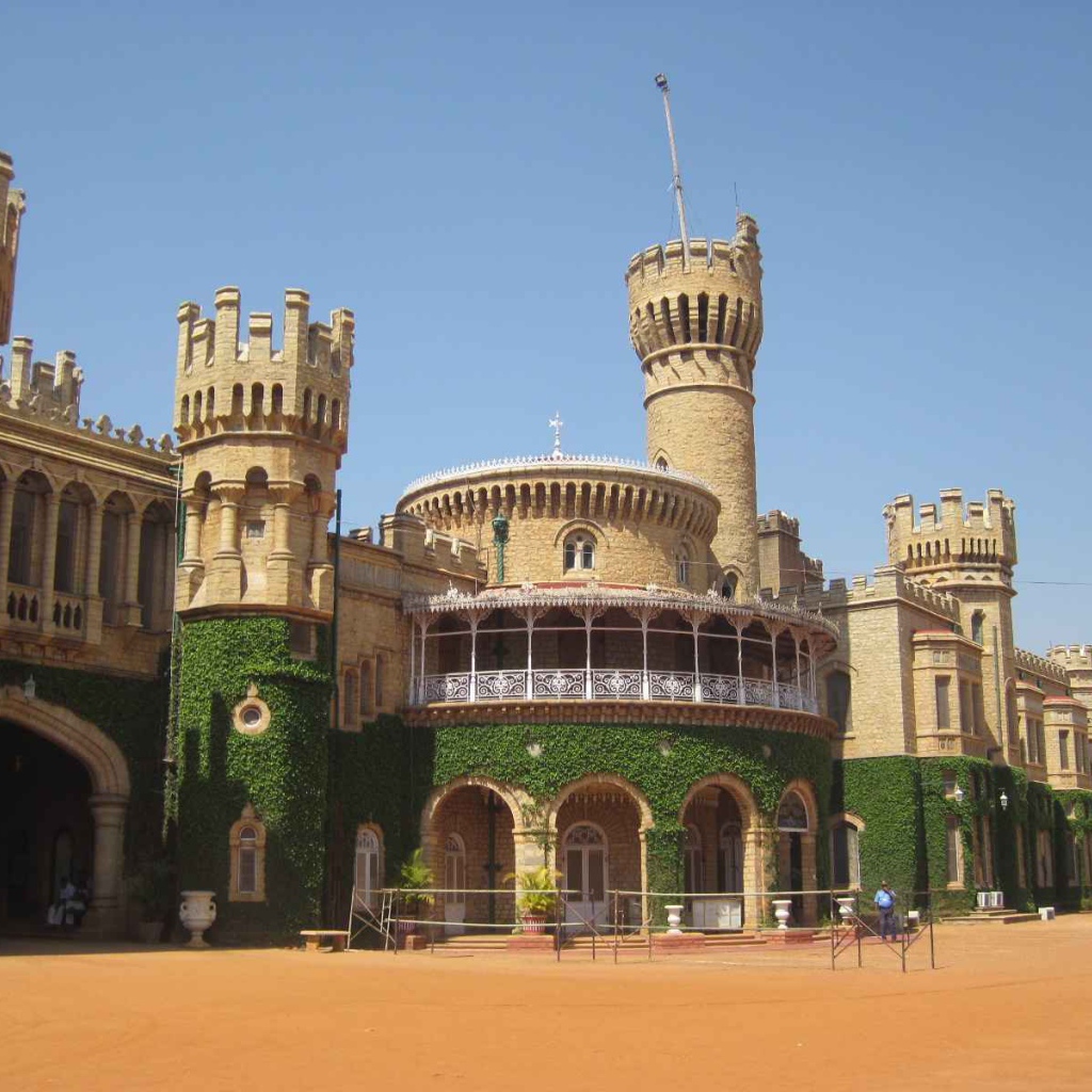 Красивый замок в Бангалоре