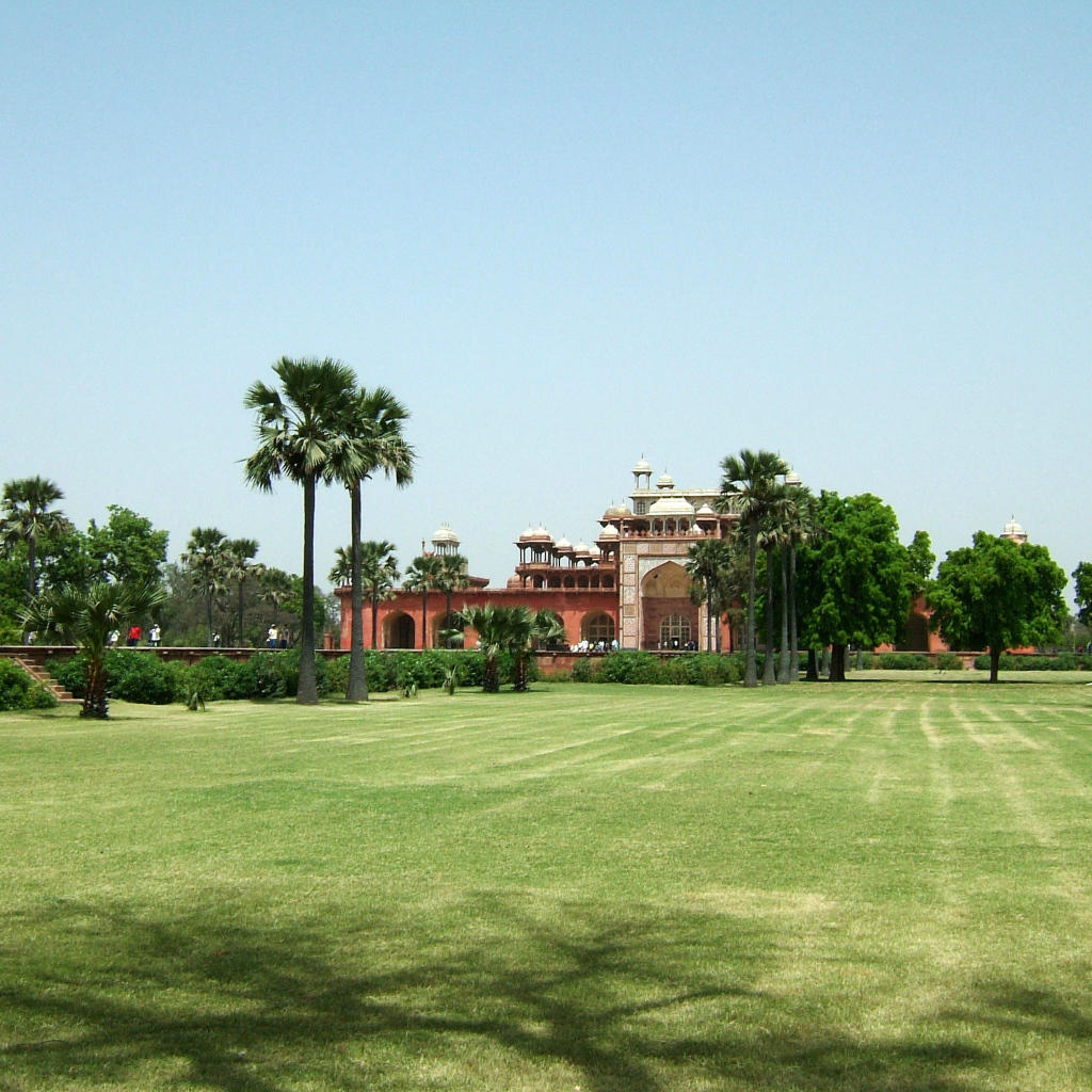 Красивая природа в Агре