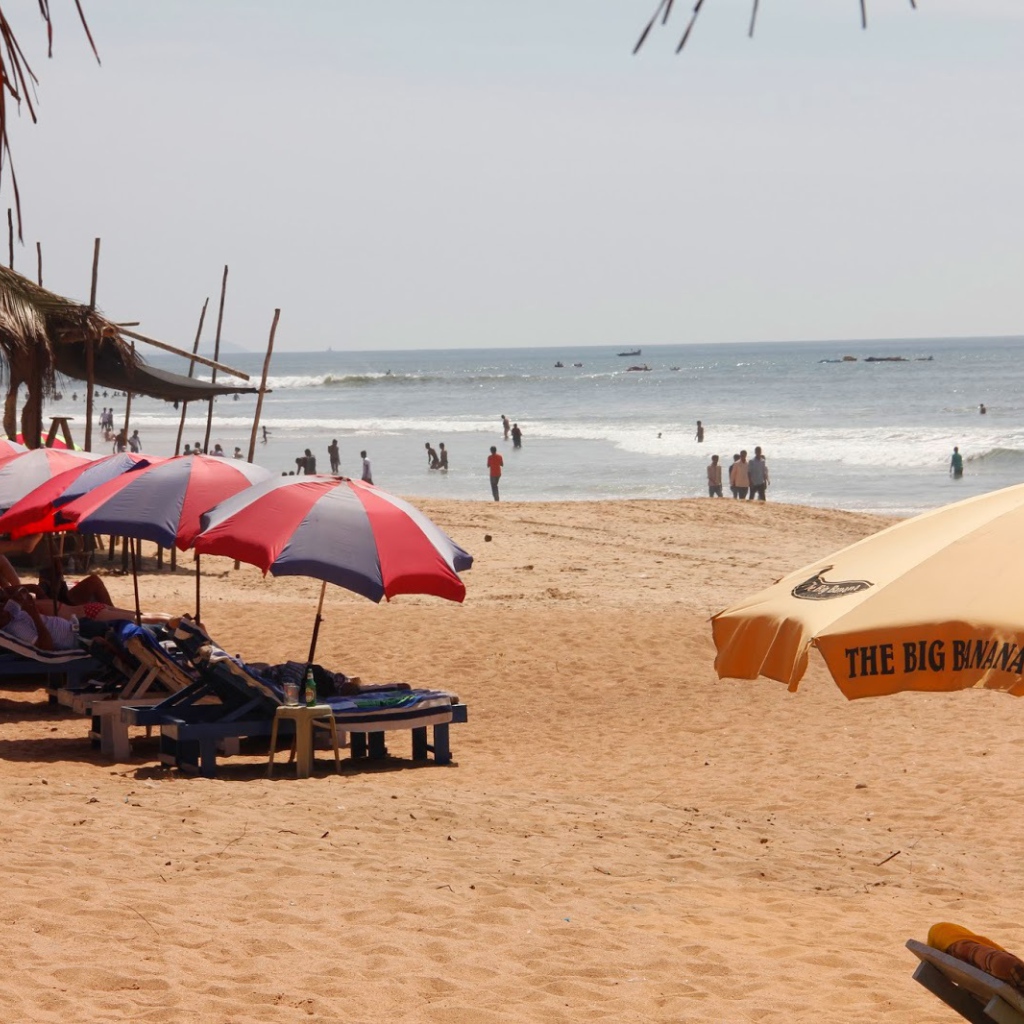 Отдых на пляже в Баге