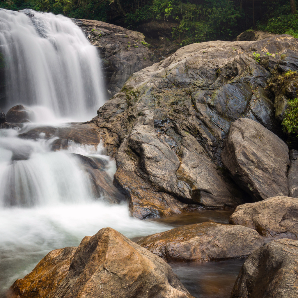 Маленькие водопады в Индии