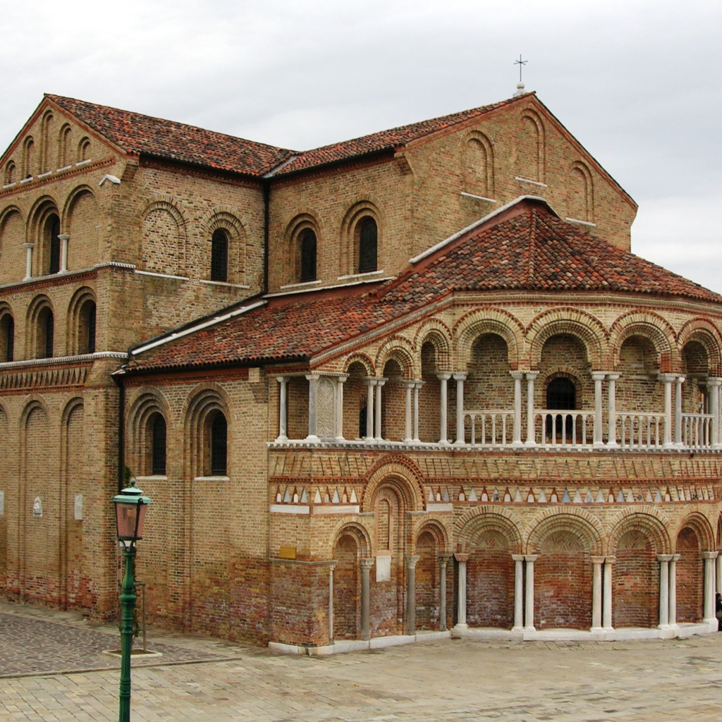 Католическая церковь на острове Мурано, Италия