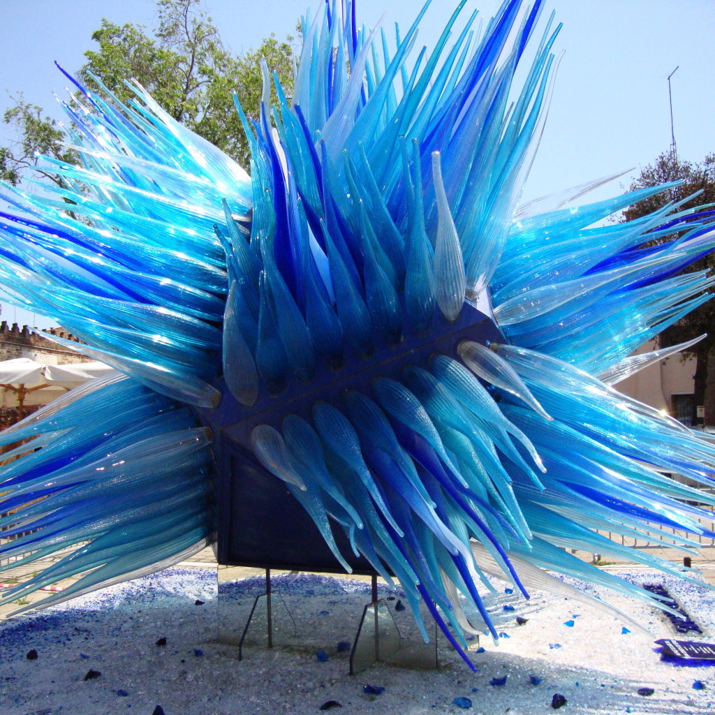 Стеклянная скульптура на острове Мурано, Италия