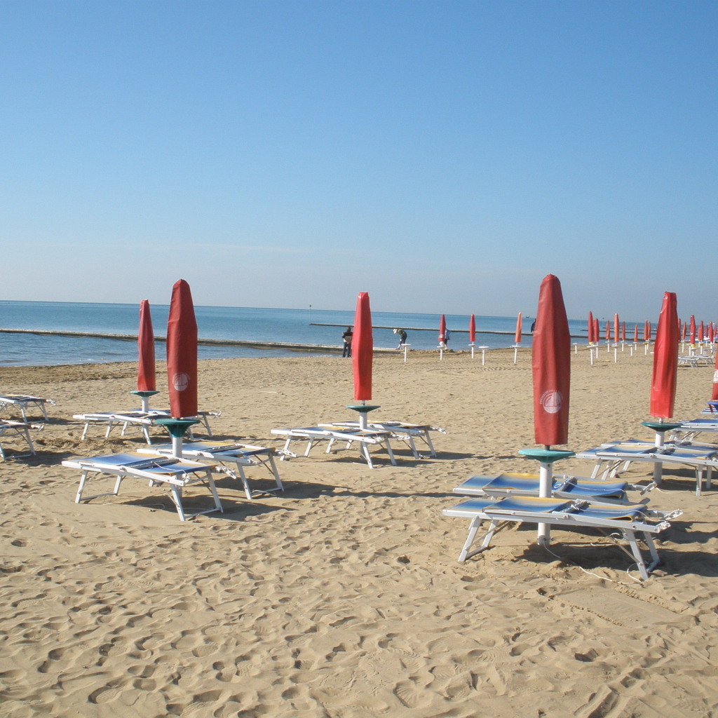 Золотой пляж на курорте Лидо ди Езоло, Италия