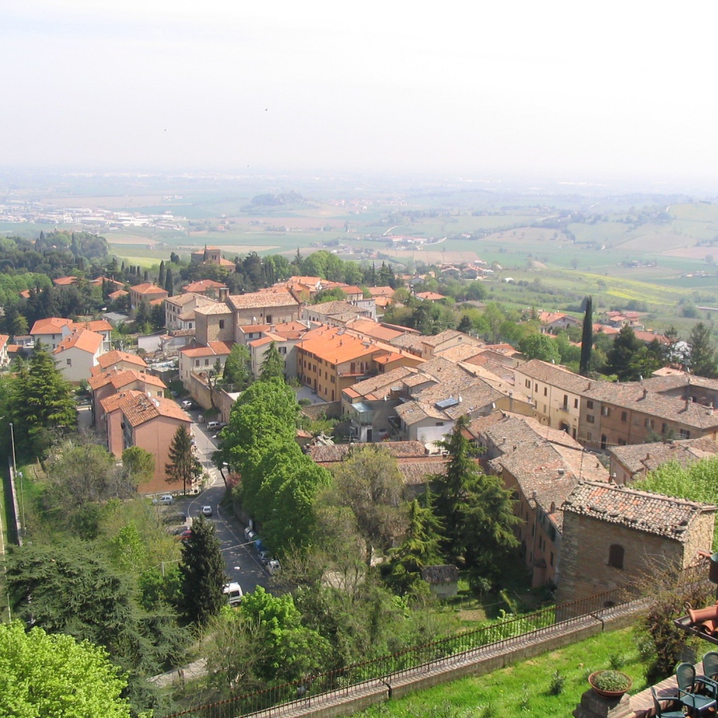 Панорама города на курорте в Монтекатини Терме, Италия